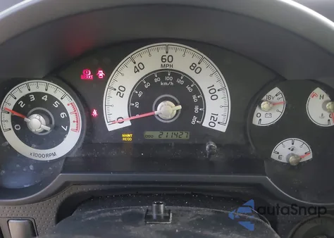 2007 Toyota Fj Cruiser z USA, uszkodzony, nr VIN JTEBU11F170093249